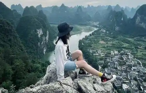 ����һ������һ��ɽ