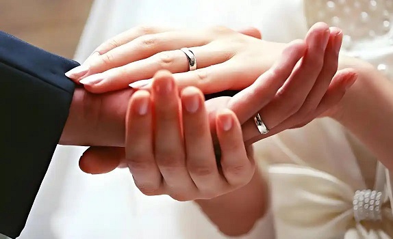 ������β��ܹ�һ���ӣ�